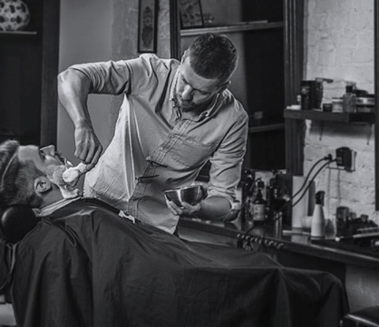 Barber worker doing his gob!